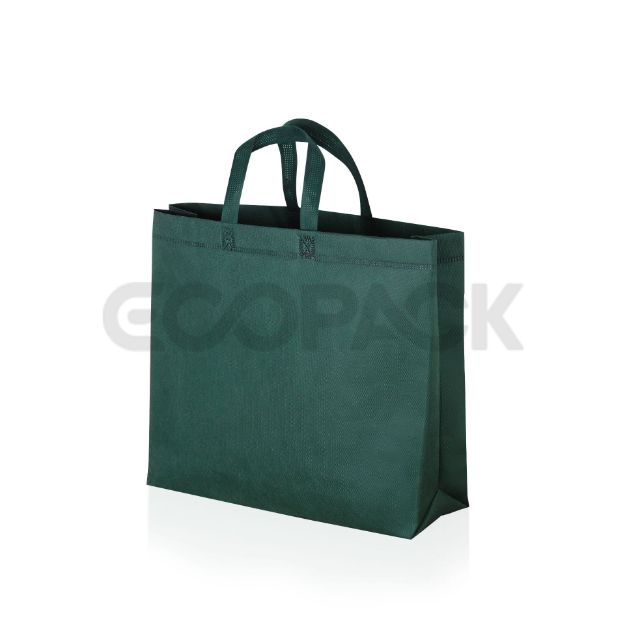 Picture of Unprinted Green Nonwoven Carry Bag